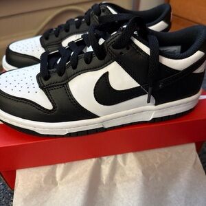 Nike Black and White Sneakers Classic High-Top Design